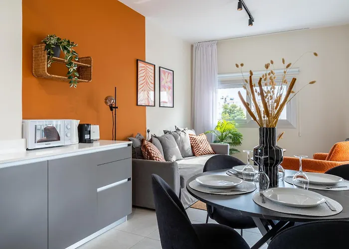 Local Host Living - Signature In