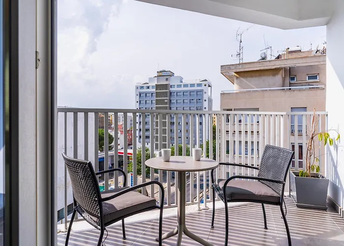 Local Host Living - Signature In Appartement Nicosie