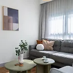 Apartment Local Host Living - Signature In *