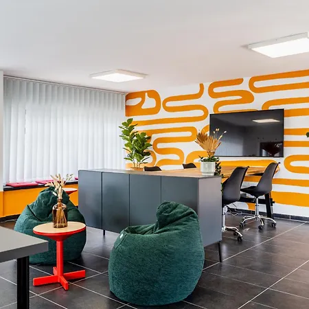 Local Host Living - Signature In *