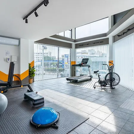 Local Host Living - Signature In Λευκωσία