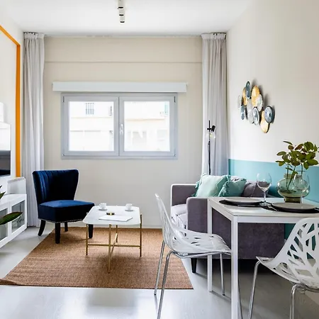 Local Host Living - Signature In