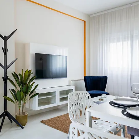 Апартаменты Local Host Living - Signature In