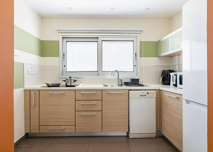 Local Host Living - Signature In