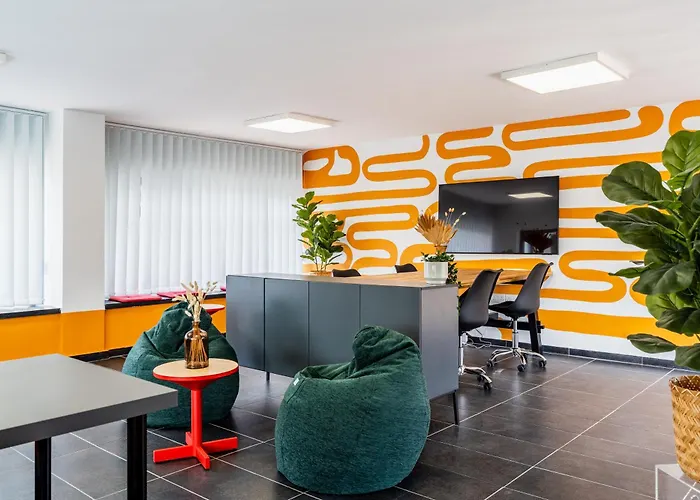 Local Host Living - Signature In *