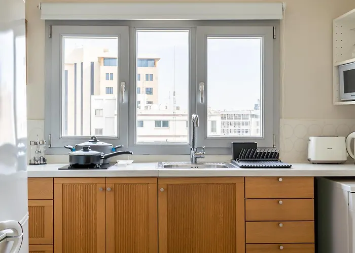 Local Host Living - Signature In