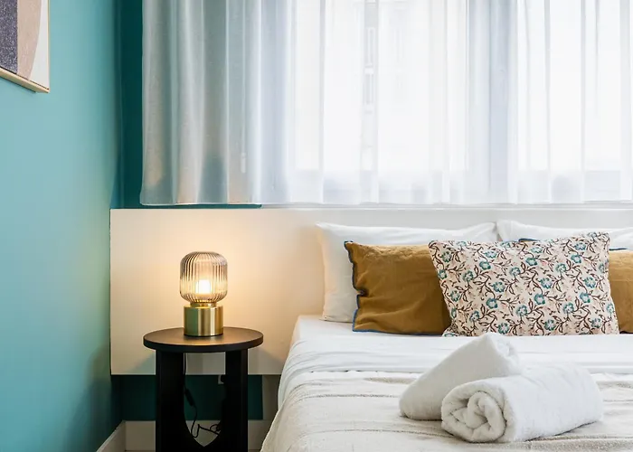 Local Host Living - Signature In Lägenhet